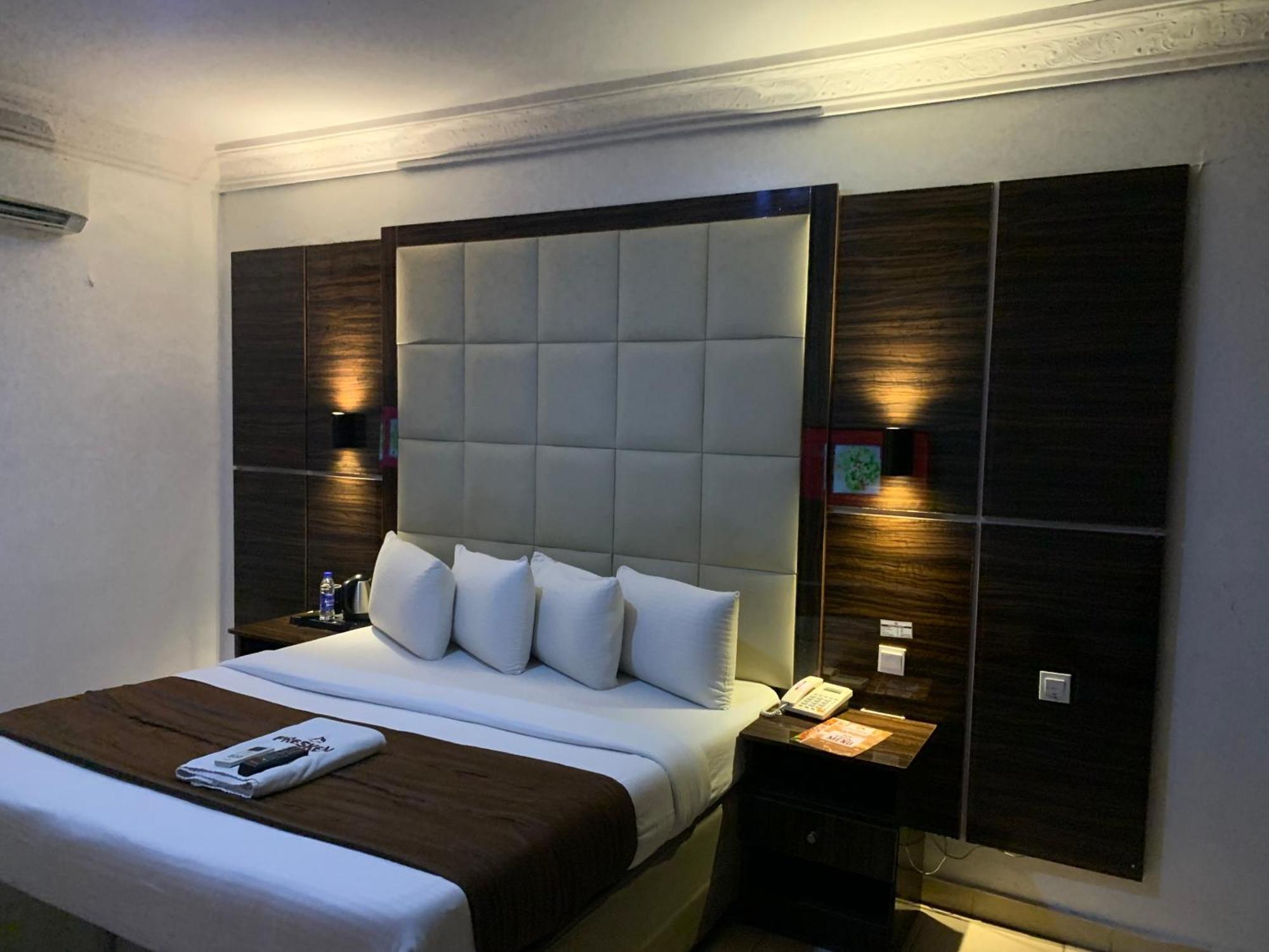Presken Hotels @ Victoria Island Apese Eksteriør bilde