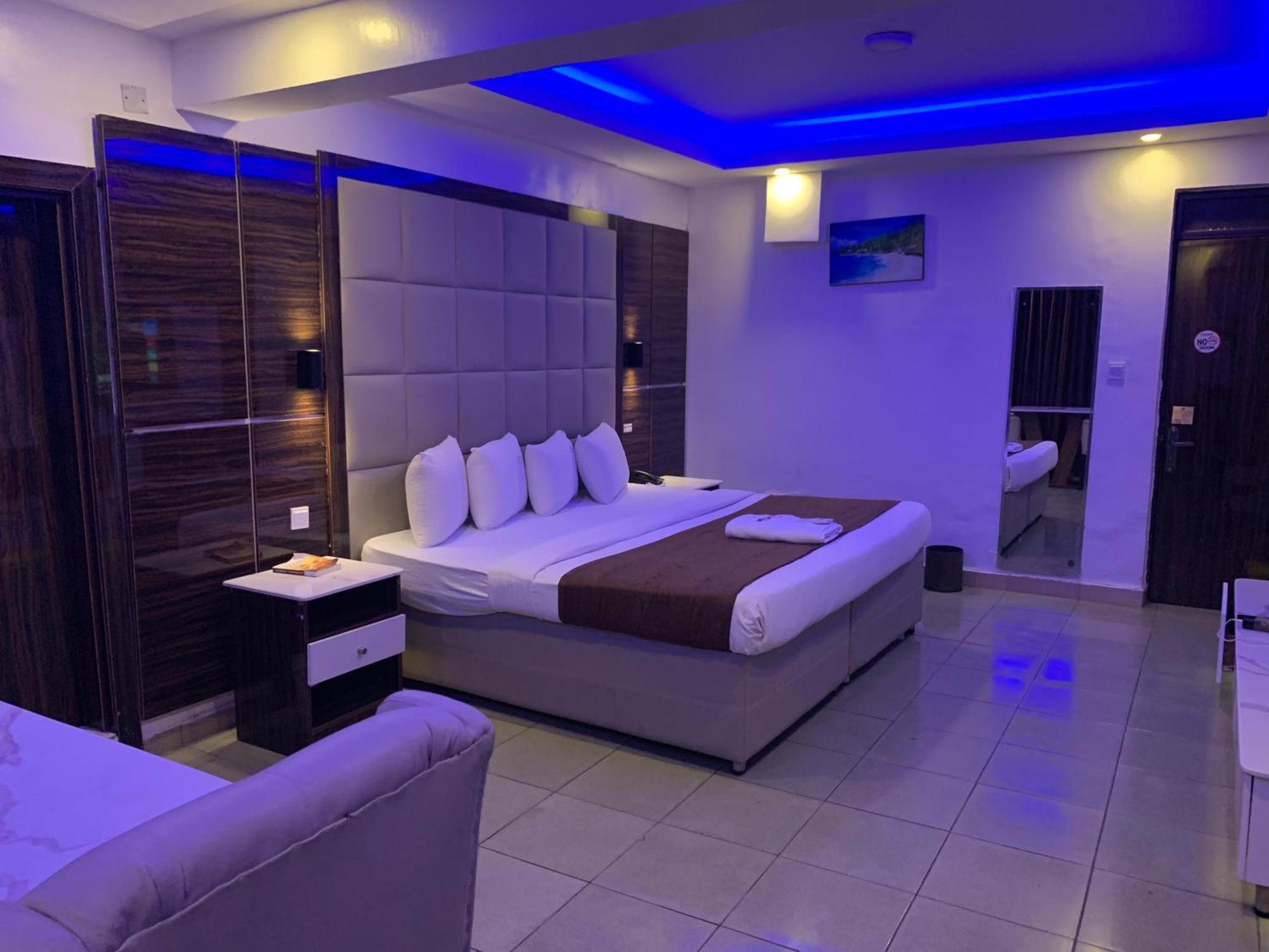 Presken Hotels @ Victoria Island Apese Eksteriør bilde